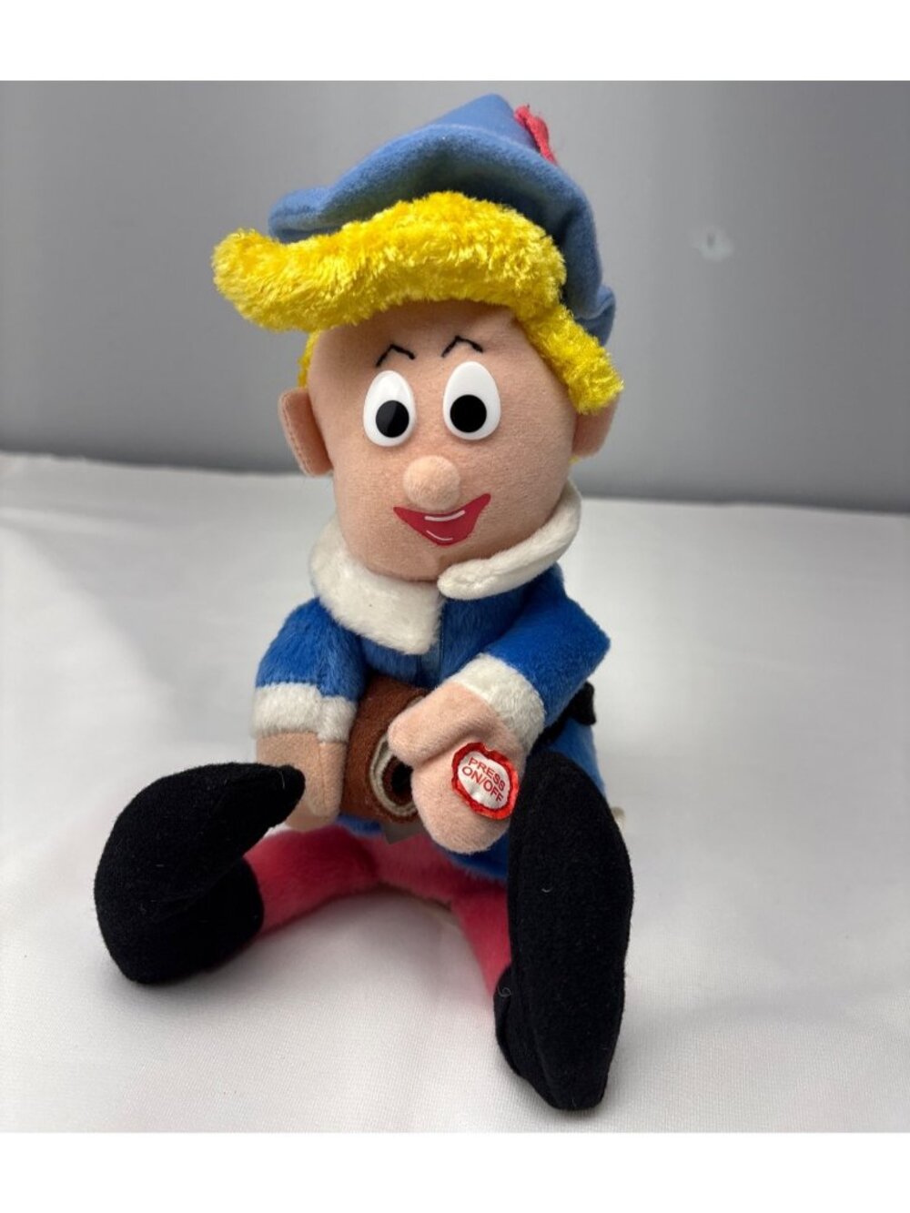 Rudolph The Red-Nosed Reindeer 1992 Hermey Singing Plush Doll Gemmy 8"